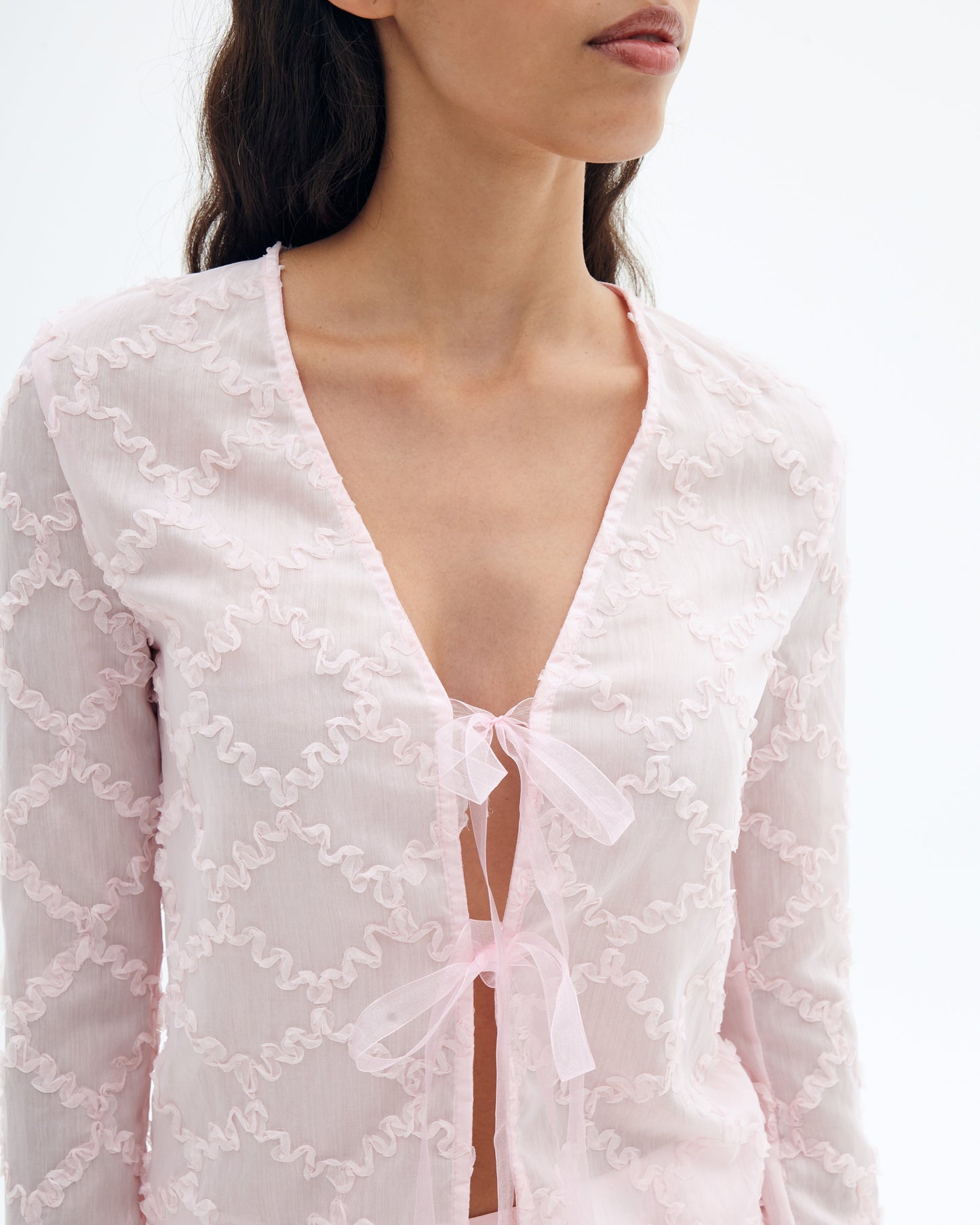 Yuan blouse tied with bows