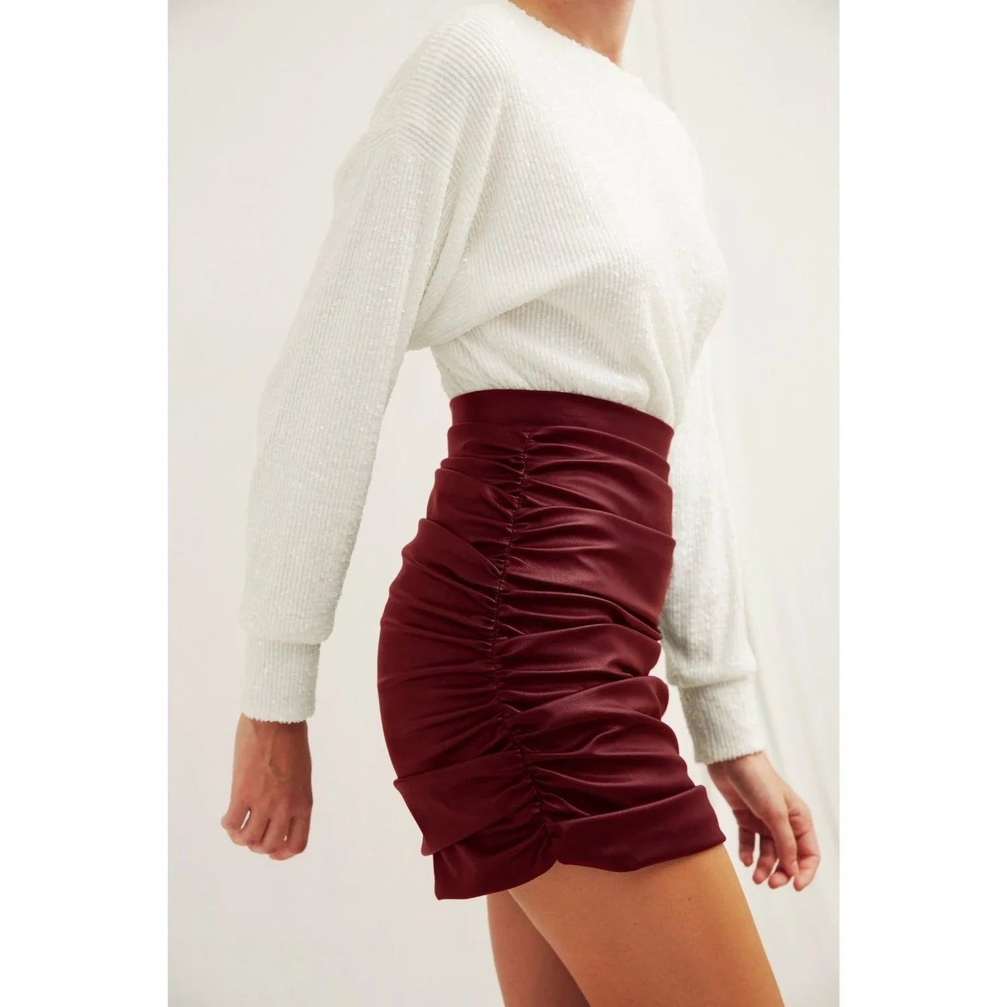 Chels Vegan Leather Mini Skirt In Burgundy Nazli Ceren