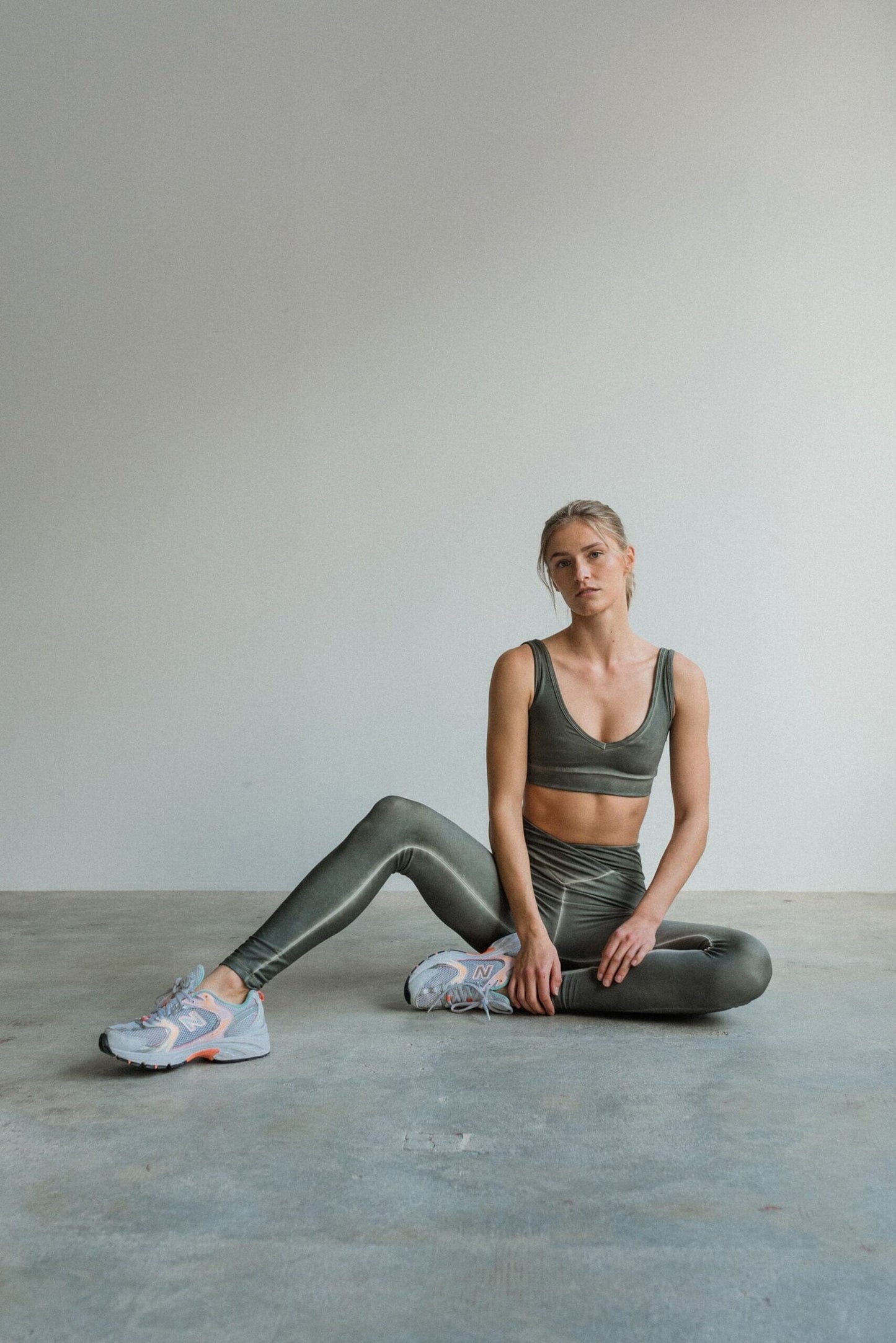 Stone Beat Green Top Crop Tops Bradhy