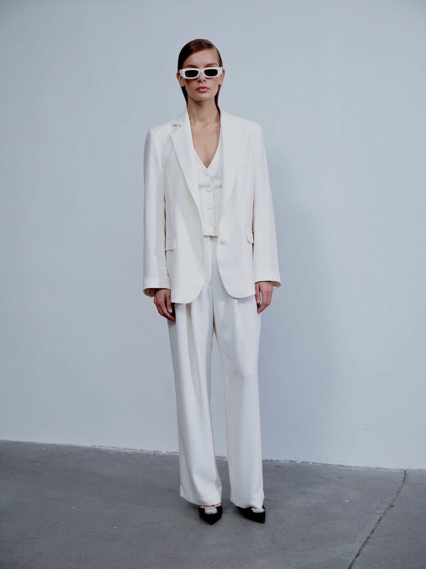 Boxy Crepe Blazer in Blanche