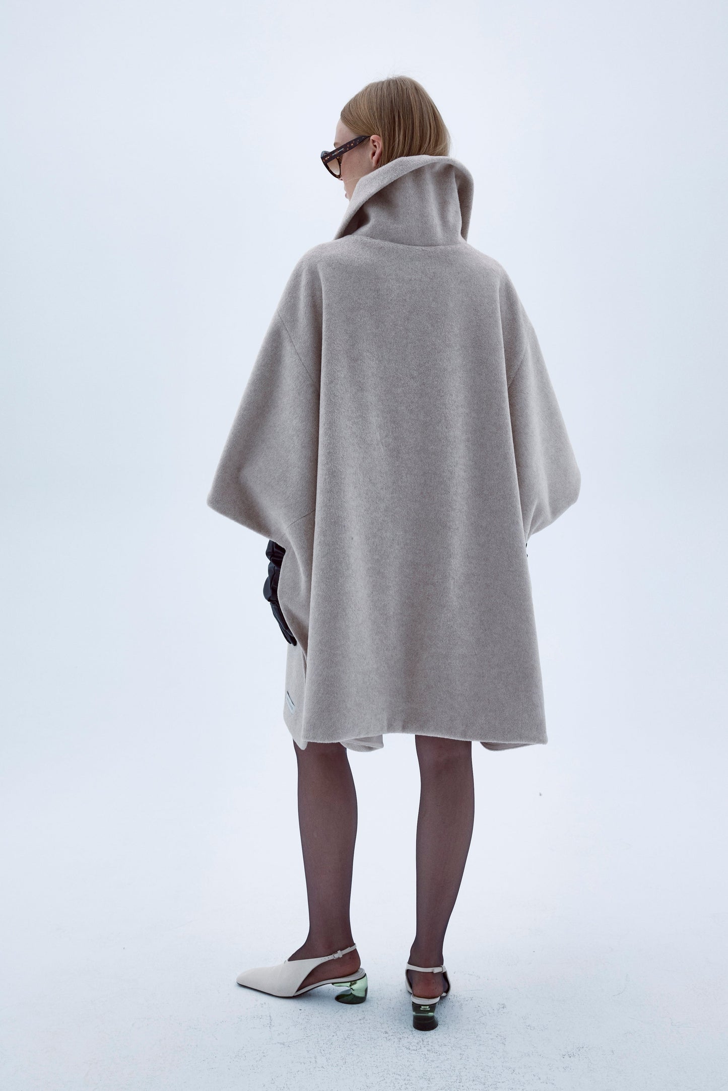 JARINE WOOL BLEND PONCHO IN LIGHT BEIGE