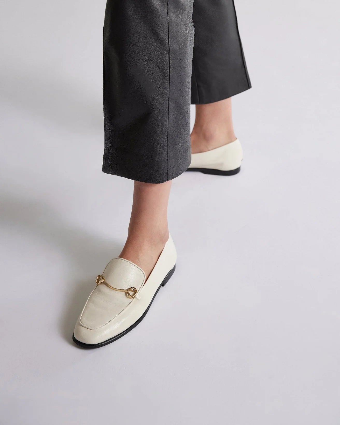 The Modern Moccasin - Butter with hardware