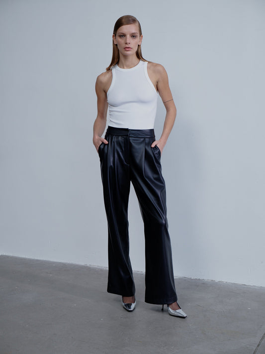 Tina Vegan Leather Trousers in Noire